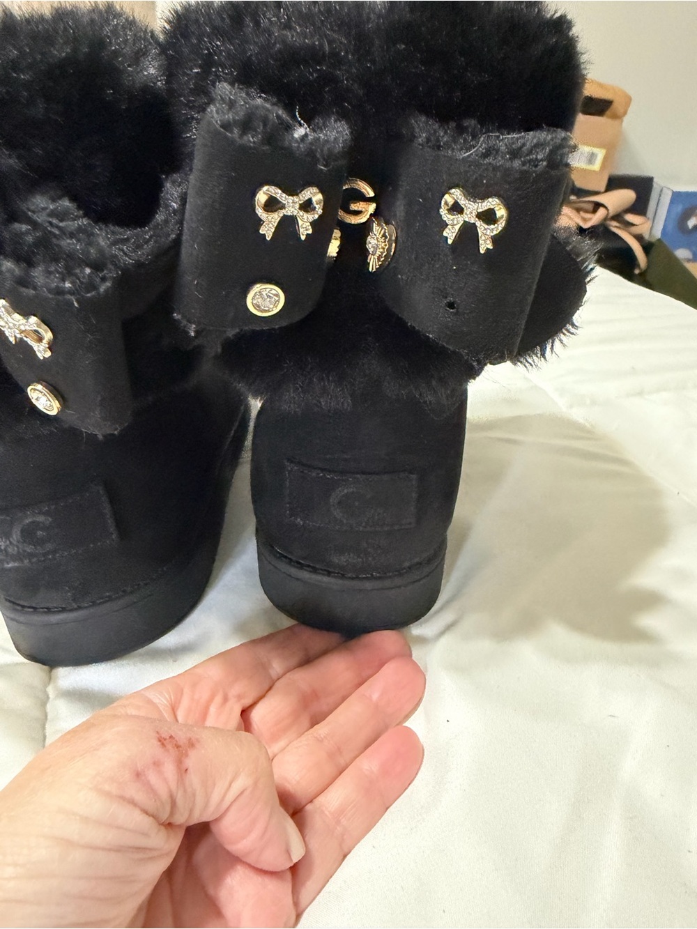 GBG Los Angeles Black Faux-Fur Winter Ankle Boots - Picture 7 of 9